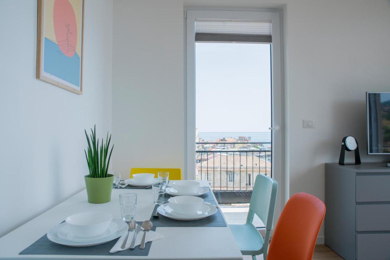 Occhi Sul Mare Apartment Ачиреале Екстер'єр фото